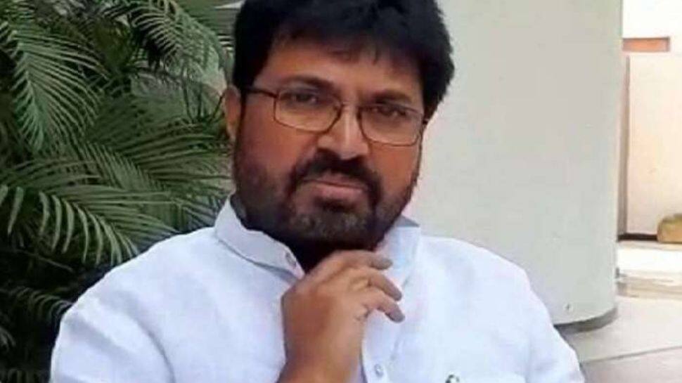 &#039;Forced to make certain decisions&#039;: Shiv Sena deputy leader switches to Eknath Shinde camp