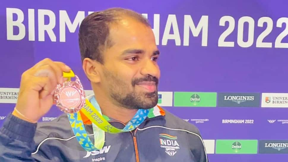 &#039;Sensational Gururaja Poojary&#039;: India celebrate second medal on Day 2 CWG 2022, WATCH