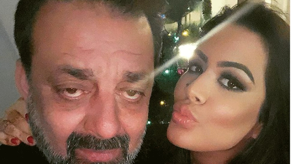 Sanjay Dutt&#039;s daughter Trishala Dutt drops adorable photo with dad on his 63rd birthday, step mom Maanayata Dutt reacts