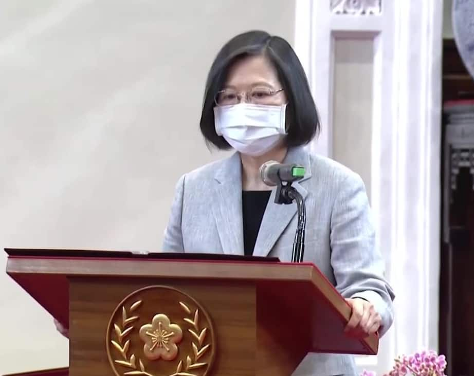 Taiwan President says country committed to maintaining peace