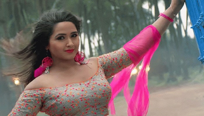 700px x 400px - Bhojpuri actresses whose controversial intimate videos rocked internet - IN  PICS | News | Zee News
