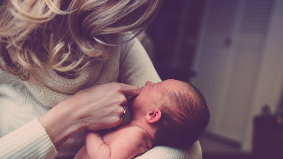 EXCLUSIVE: On World Breastfeeding Week 2022, here are effective breastfeeding tips for new mothers 