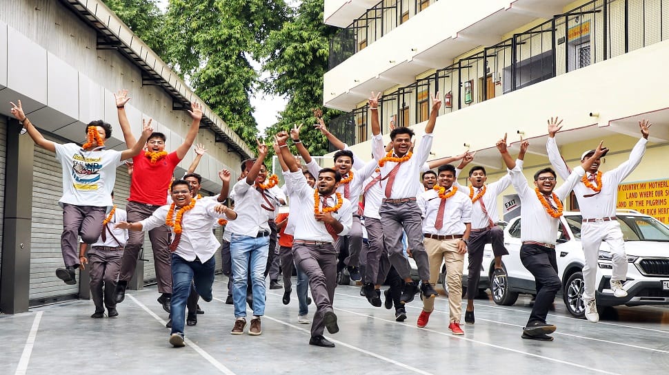 JEE Main Results 2022: NTA releases jeemain.nta.nic.in category-wise cut-off, check details here | India News - Vimarsana News