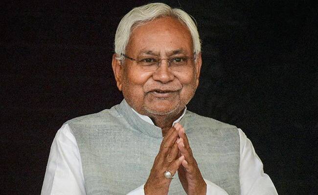 Nitish Kumar will not resign, will sack BJP MLAs - Sources | Zee News