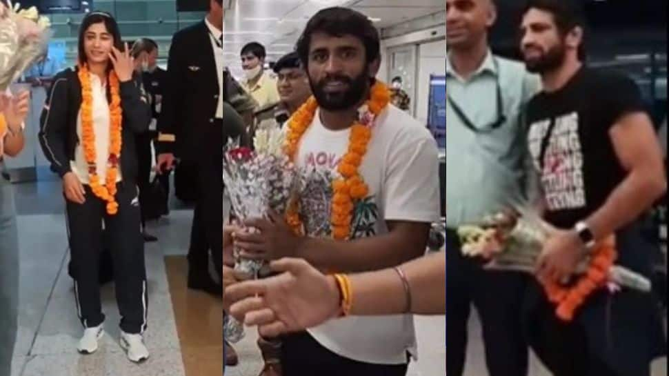 Watch: Bajrang Punia, Deepak Punia and Mohit Grewal receive warm welcome after successful CWG 2022 campaign