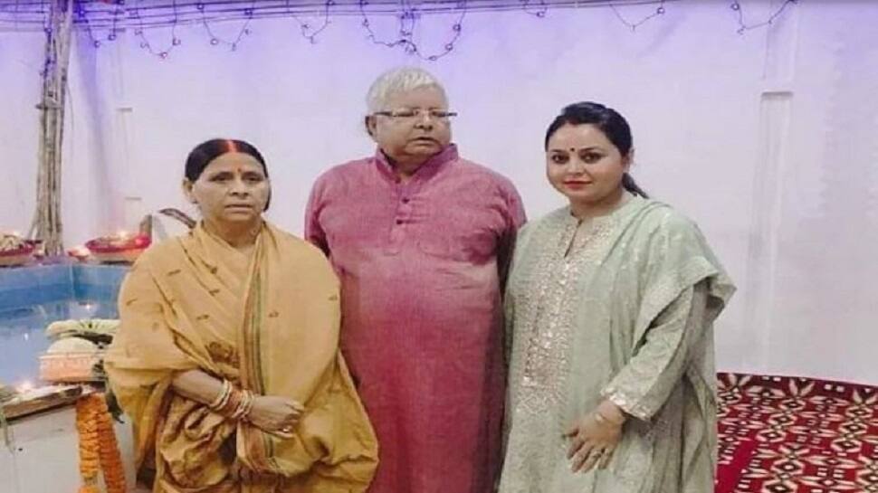 &#039;Rajtilak ki karo tayari, aa rahe hai LALTEN DHARI&#039;, Lalu Prasad Yadav&#039;s daughter tweets with VIDEO song &#039;LALU BIN...&#039;