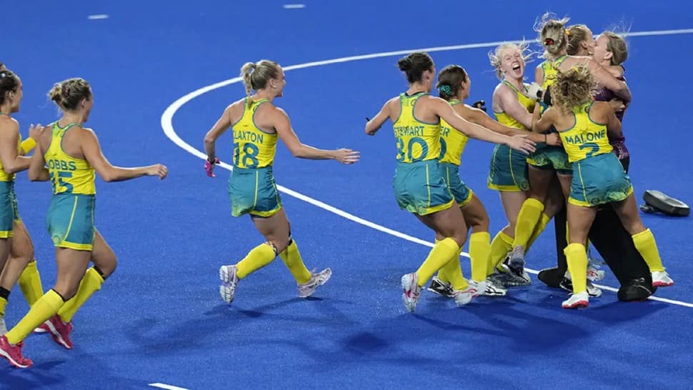 Australia hockey team's re-taken penalty shot