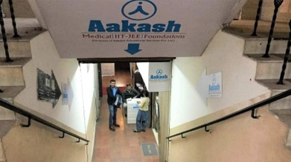 MD of BYJU's-owned Aakash Institute buys Delhi property worth Rs 137 crore  | Real Estate News | Zee News