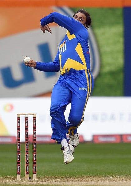 Shoaib Akhtar suspected bowling action