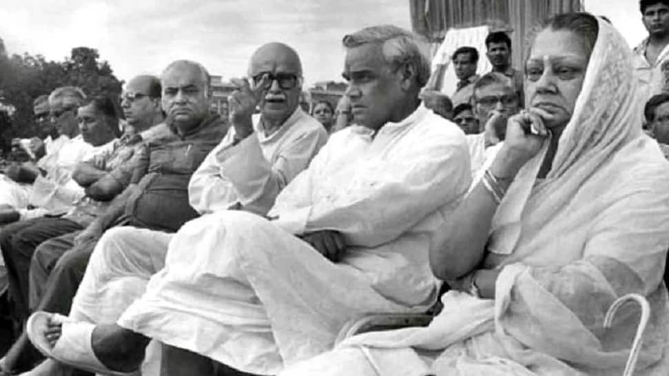 atal-bihari-vajpayee-laughed-a-lot-even-on-his-defeat-read-about