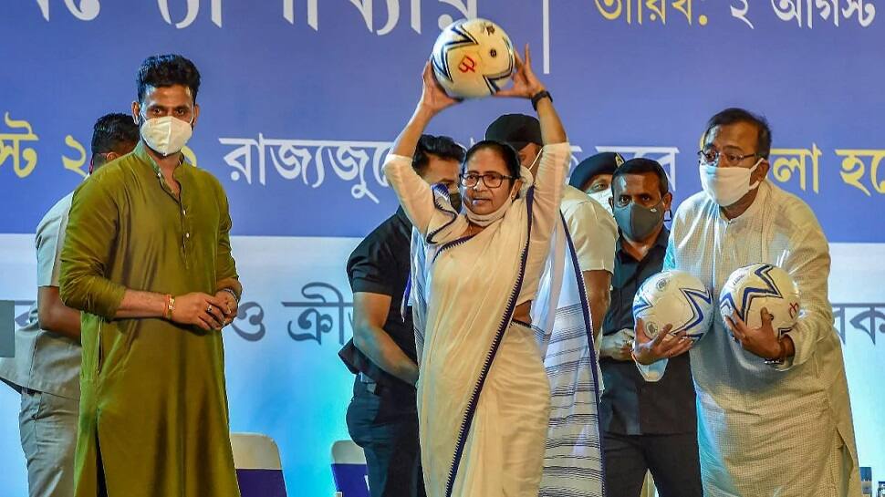 &#039;TMC will go into COMA after third STROKE...&#039;, BJP MP&#039;s sharp SARCASM on Mamata Banerjee&#039;s &#039;Khela Hobe Diwas&#039;