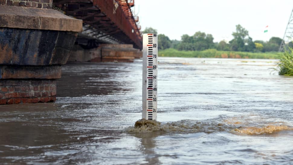 Yamuna breaches danger mark again in Delhi, water level likely to rise further