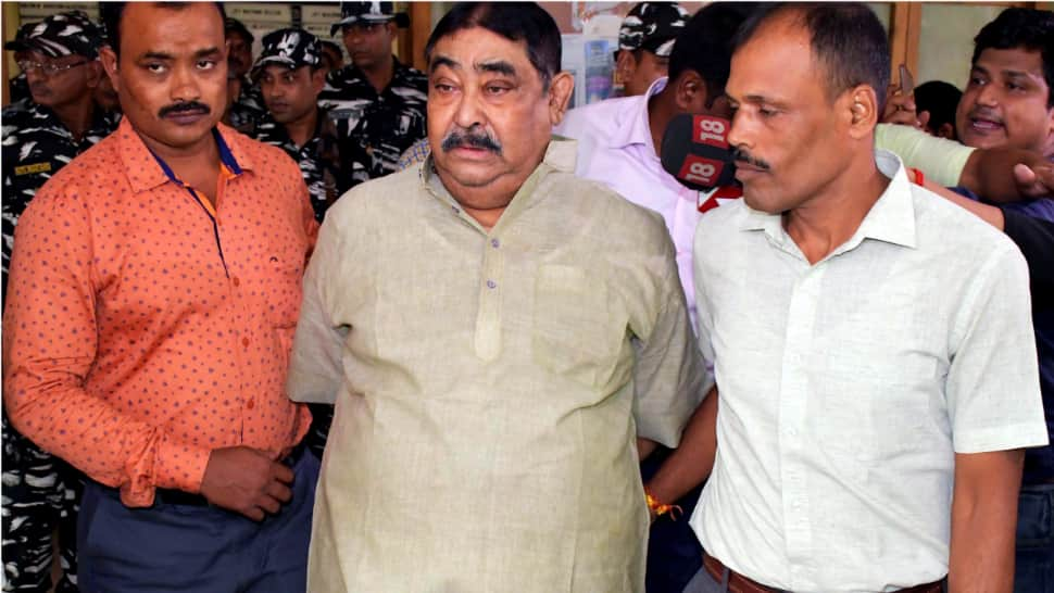 Bengal cattle smuggling scam: CBI grills Anubrata Mondal&#039;s accountant; arrested TMC leader&#039;s daughter also on radar