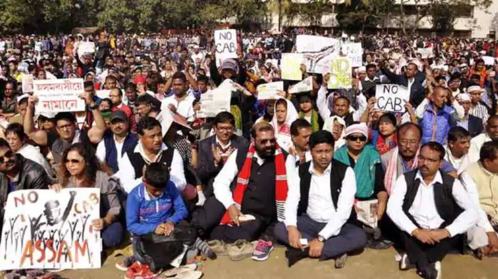 Anti-CAA protests ERUPT again in Assam as AASU hits the streets