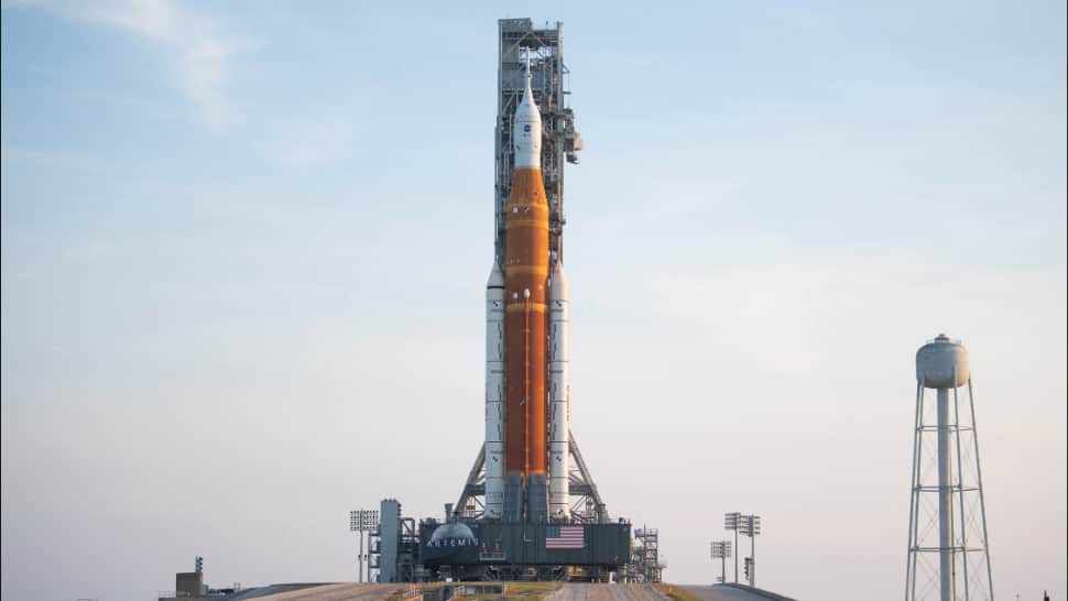 La fusée lunaire «hautement sophistiquée» de la NASA déplacée vers la rampe de lancement pour le premier vol d’essai dans le cadre du programme Artemis |  Nouvelles du monde
