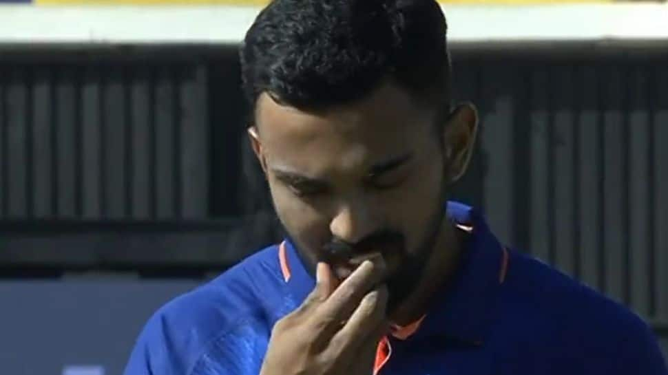 Proud of you KL Rahul: Twitter hail India captain as he spits out chewing gum moments before national anthem - Watch