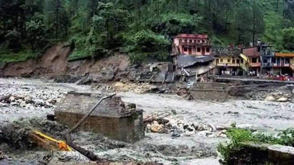 At least 6 killed, 13 feared missing as landslides, flashfloods batter Himachal Pradesh 