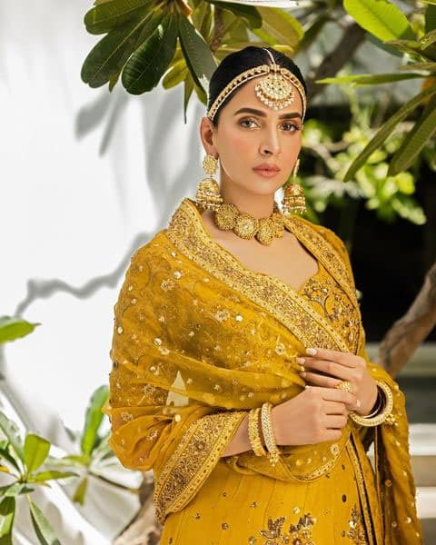Saba Qamar made her debut in Bollywood with Hindi Medium
