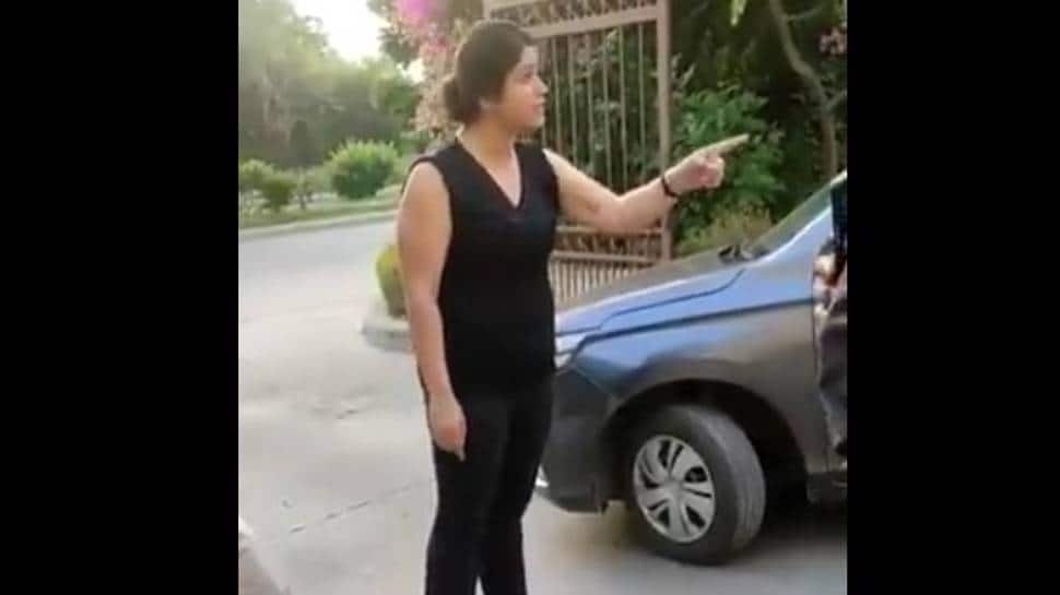 Noida woman abuses guard with DIRTY WORDS; Shrikant Tyagi like outrage? WATCH