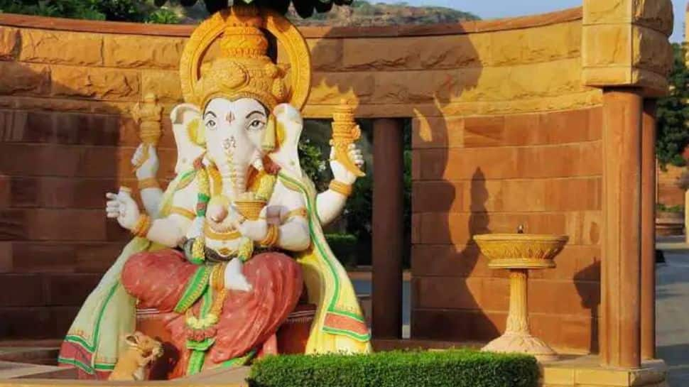 Shocking: Man allegedly THROWS egg at Ganesh idol procession in Mumbai