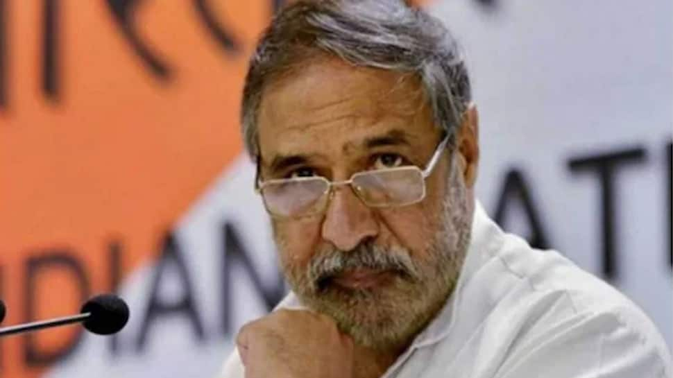 &#039;INTERNAL MATTER&#039;: As dissent grows, Congress sends Rajeev Shukla to PLACATE Anand Sharma