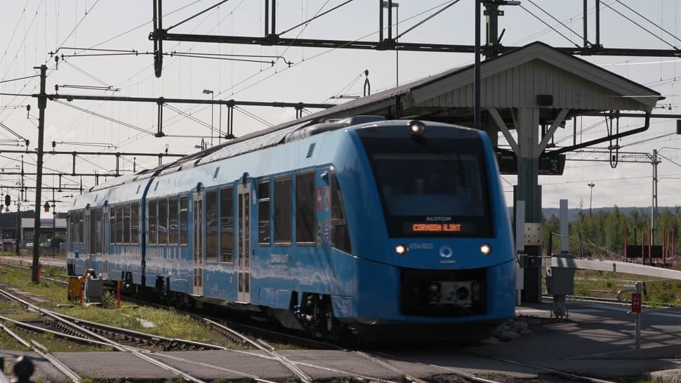 World&#039;s FIRST-EVER fleet of hydrogen-powered train launched in Germany, greenest Rail yet