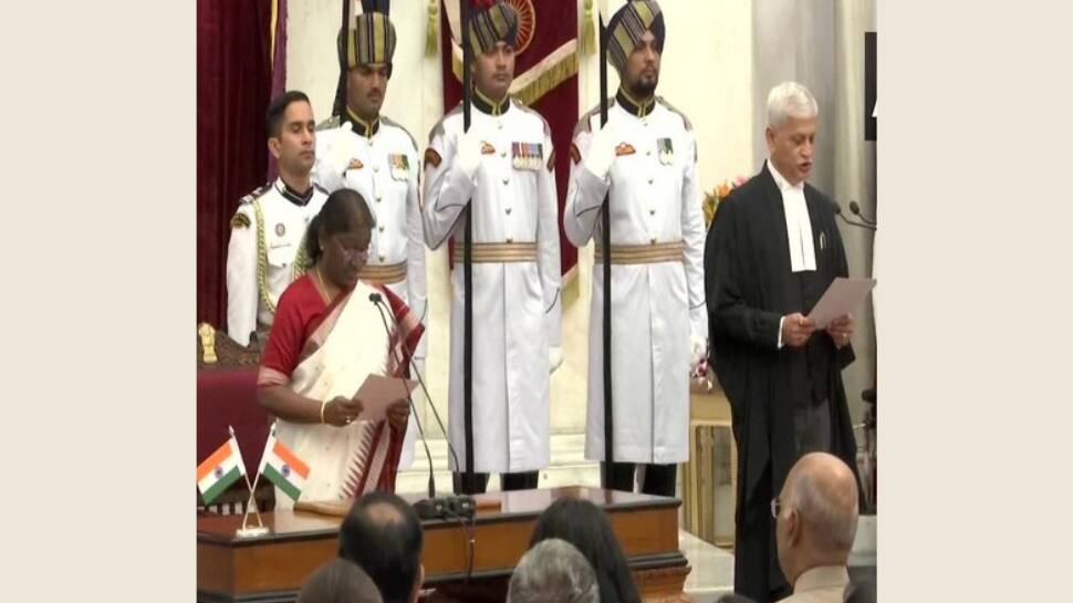 Justice UU Lalit takes oath as 49th Chief Justice of India; begins his 74-day tenure