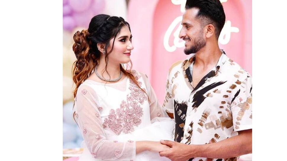 Hasan Ali también se casó con una niña india