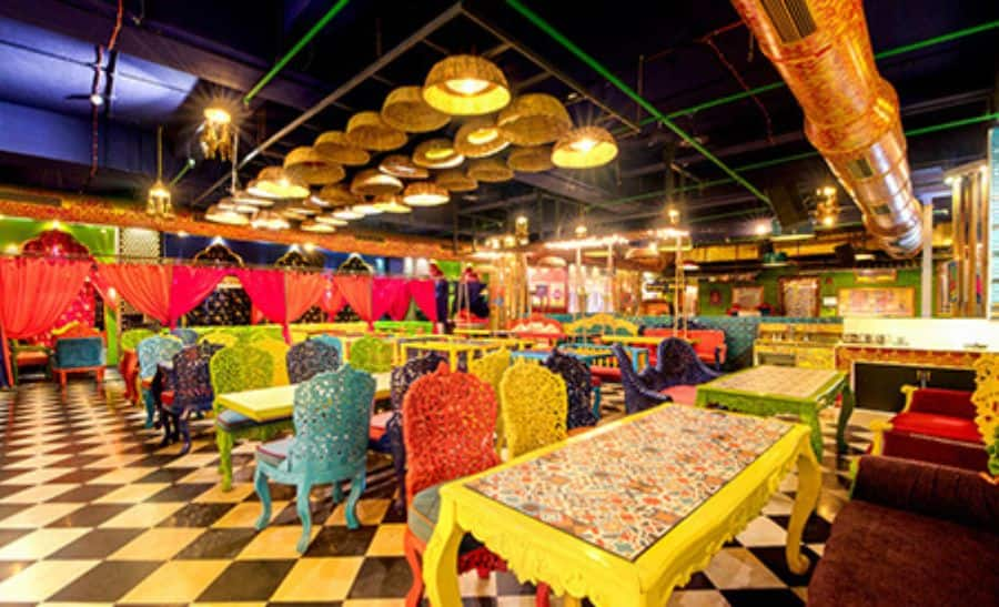 Famous Mumbai theme-based Resto bar chain &#039;Angrezi Dhaba&#039; opens its new franchise in THIS famous city