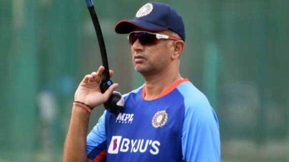 Big boost for Team India ahead of Pakistan clash, Rahul Dravid tests negative for Covid - Check Details 