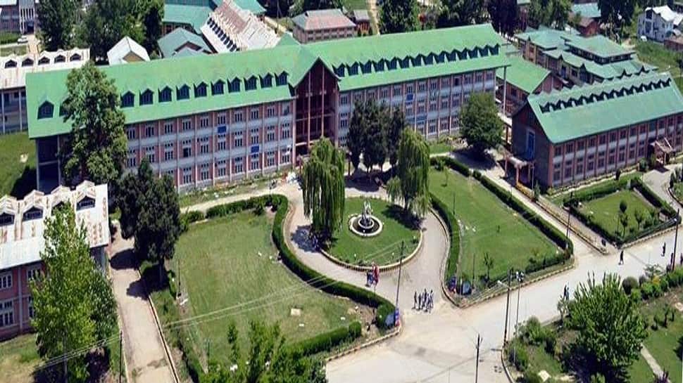 NIT-Srinagar asks students not to watch Ind vs Pak cricket match in groups, puts heavy fine for violators
