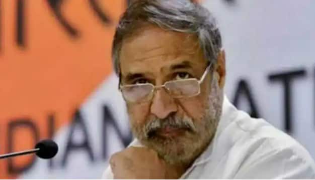 Cong Prez poll: Anand Sharma raises questions on electoral rolls at CWC meet