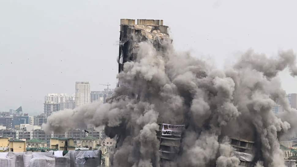 Noida twin tower demolition: &#039;Akhilesh Yadav govt allowed....&#039;, BJP&#039;s BIG attack on Samajwadi Party 