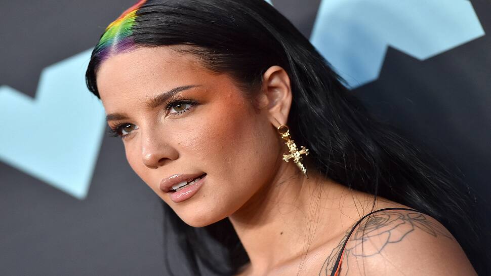 Halsey suffers food poisoning before UK festival performance!