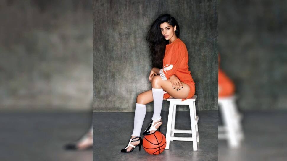 Bollywood actress Saiyami Kher is a passionate tennis fan and has also represented Maharashtra cricket team at the school level. Saiyami essayed the role of a cricketer in her movie 'Ghoomar'. (Source: Twitter) 