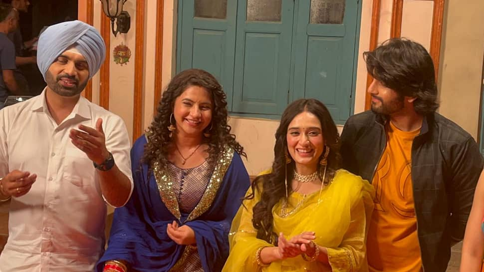 Star Bharat show &#039;Gud Se Meetha Ishq&#039; celebrates the milestone of completing 100 episodes