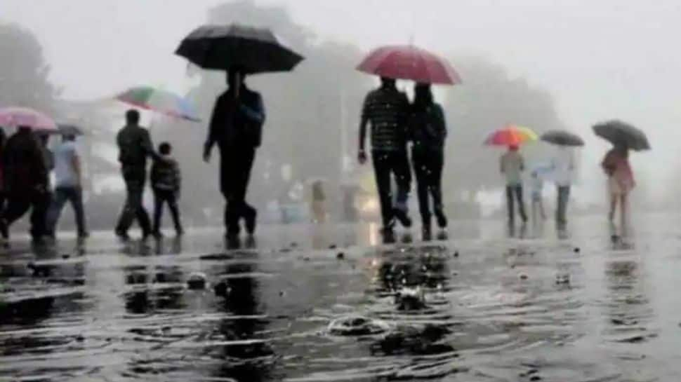 Delhi-NCR rain update: Light showers in Noida, mercury dips