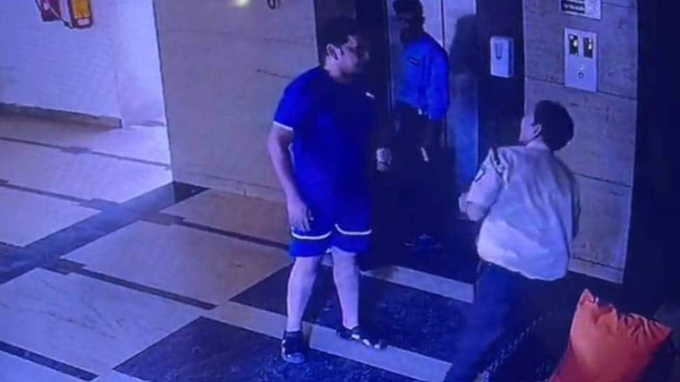 SHOCKING! Gurgaon Man slaps, abuses guard over getting stuck in lift - WATCH