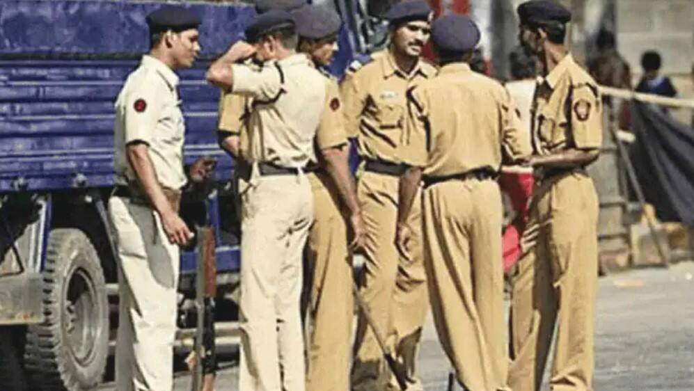 UP: Policeman suspended for demanding bribe from rape accused