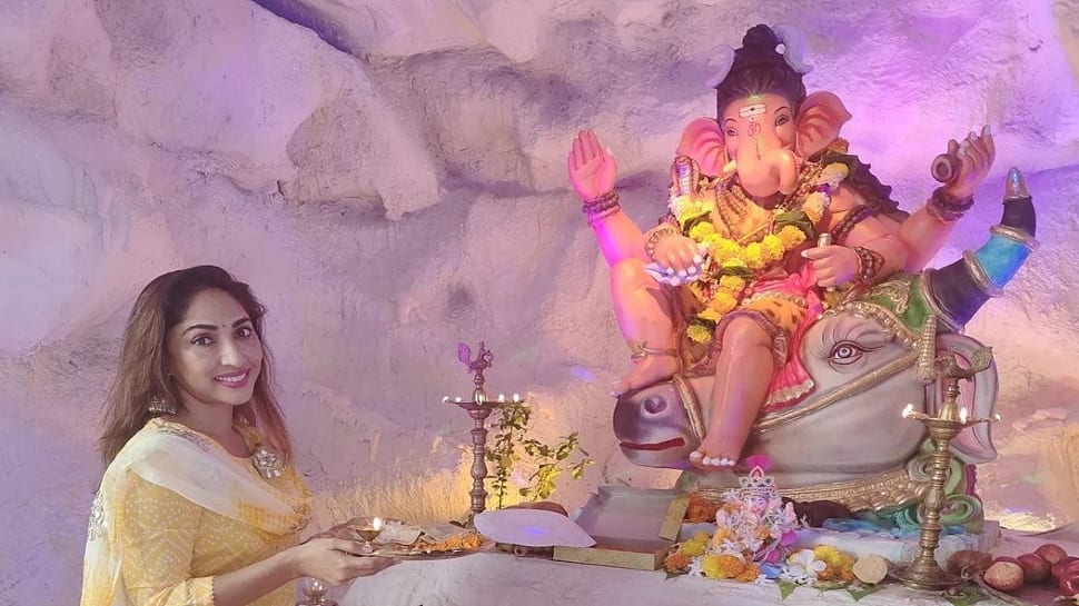 Lord Ganesha arrives on the set of &#039;Baal Shiv&#039;