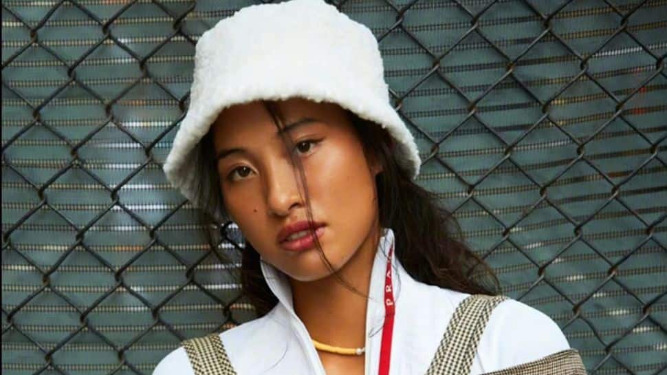 Who is Zheng Qinwen? 19-year-old Chinese Tennis star, who's HOT photos ...