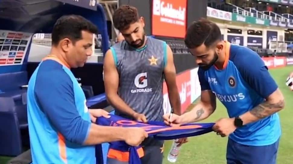India vs Pakistan Asia Cup 2022 Super 4: PAK pacer Haris Rauf calls Virat Kohli a LEGEND, says THIS after receiving signed jersey, WATCH