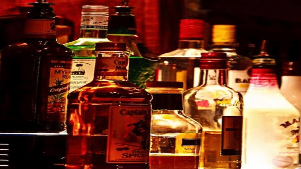 Now, you can buy liquor at Delhi metro stations - Details here