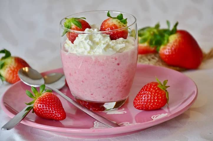 Fruit yogurt