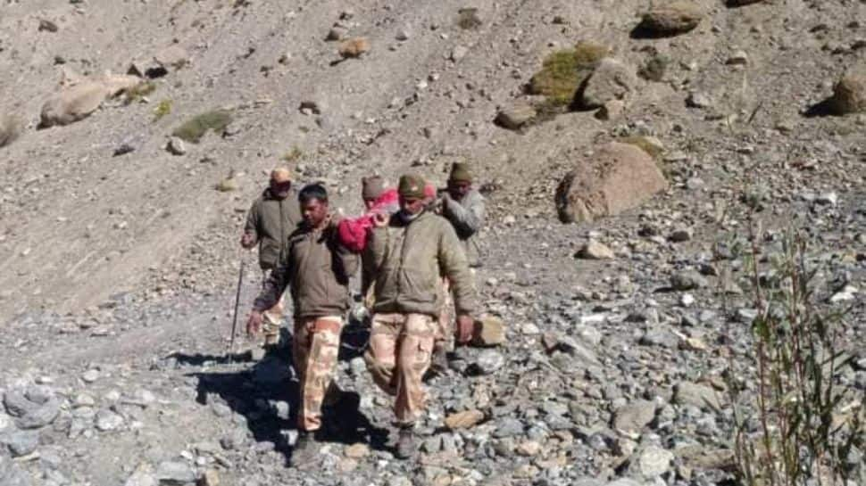 Trekker part of missing group near Khimloga Pass rescued by Police &amp; ITBP; one dead, one critically injured