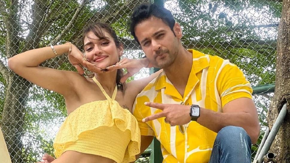 Nusrat Jahan shares PICS from romantic getaway with beau Yash Dasgupta