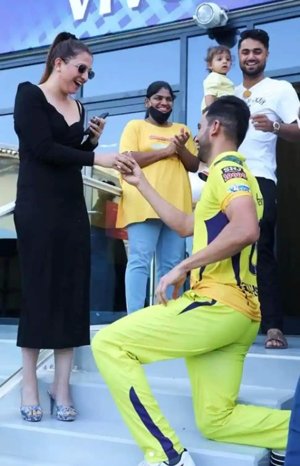 CSK captain MS Dhoni had suggested that Deepak Chahar should propose to Jaya Bhardwaj after their game against Punjab Kings in IPL 2021. CSK won the IPL 2021 title. (Source: Twitter)