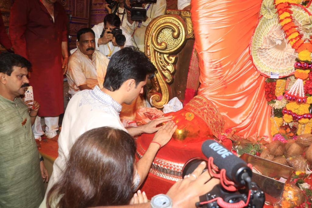 Touched Lord Ganesha’s feet 