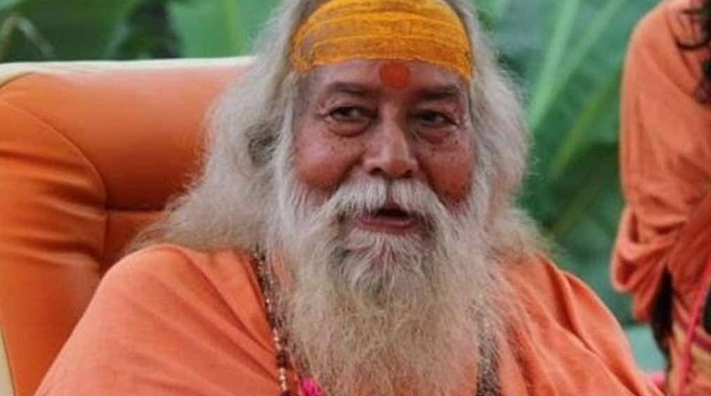 Shankaracharya Swami Swaroopanand Saraswati passes away at age of 99