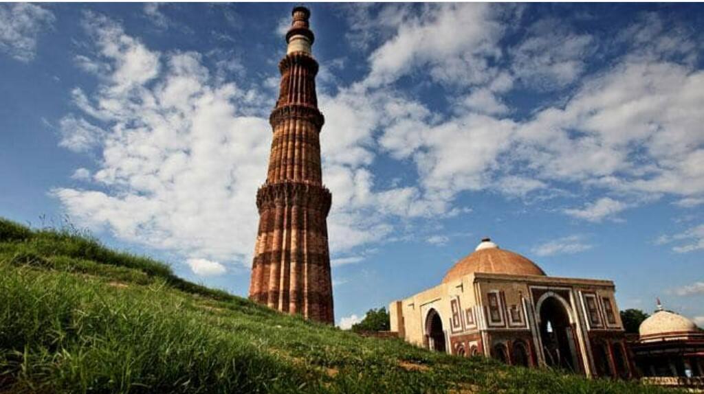 Qutub Minar row: Delhi court reserves order on plea by &#039;Agra royal family member&#039;